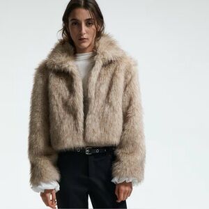 H&M Women’s Faux Fur Coat
